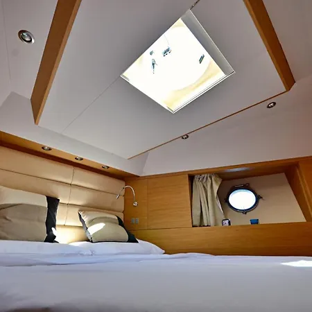 Laysar Yachting *